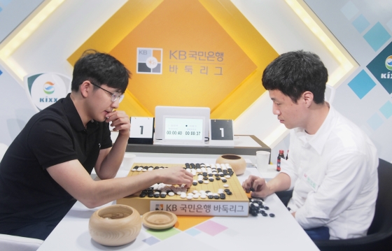 김영환 감독 
